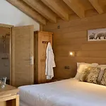 Aparthotel Carlina By Les Etincelles