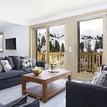 Aparthotel Carlina By Les Etincelles