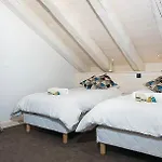 Aparthotel Carlina By Les Etincelles