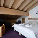 Aparthotel Carlina By Les Etincelles 4*