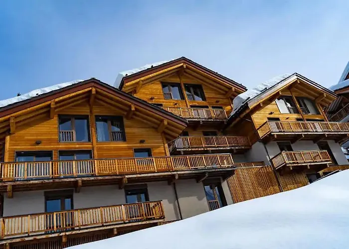 Apart Otel Carlina By Les Etincelles 4*