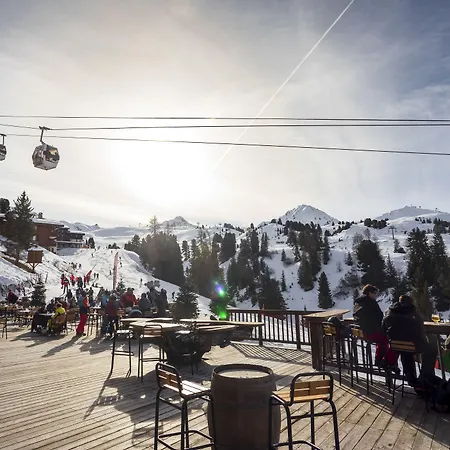 Hotel apartamentowy Carlina By Les Etincelles La Plagne