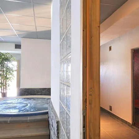 Carlina By Les Etincelles Aparthotel La Plagne